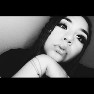 Meet your Posher, Aracely